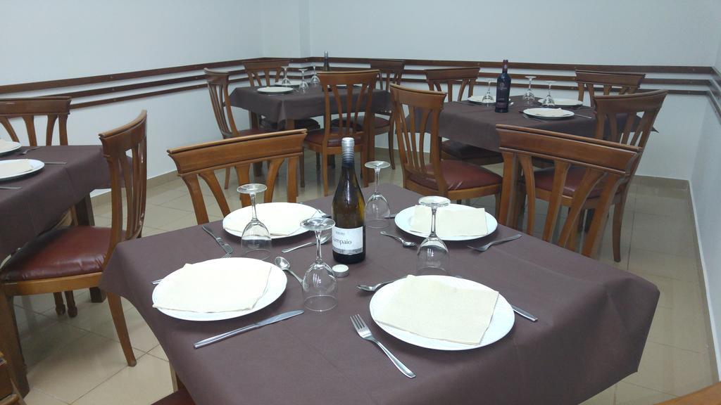Hostal San Telmo Tui Luaran gambar